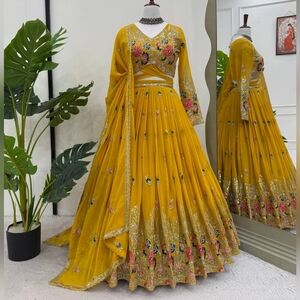 Indian lehenga choli dress Haldi Event Choli Bollywood dress garba choli Navratr
